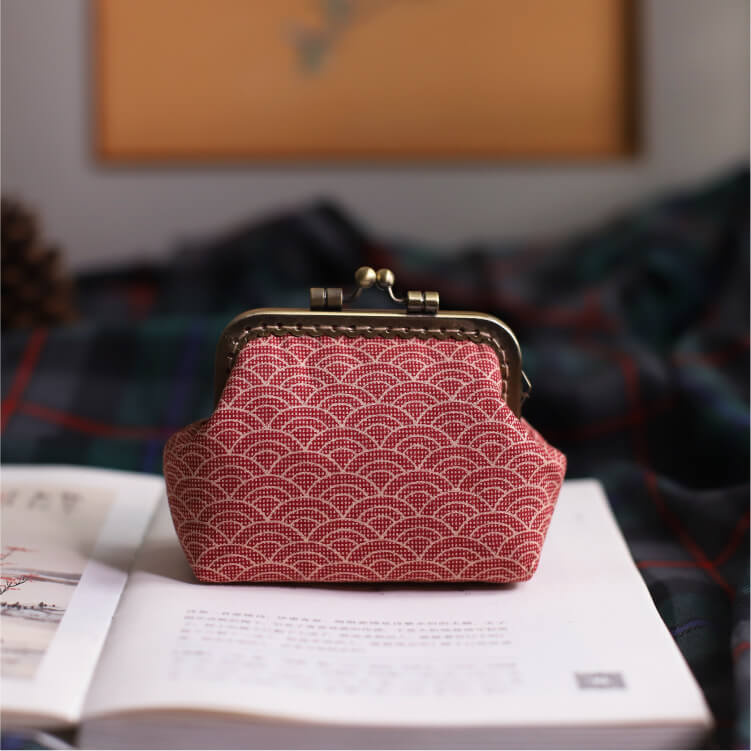 Corrugated Coin Purses