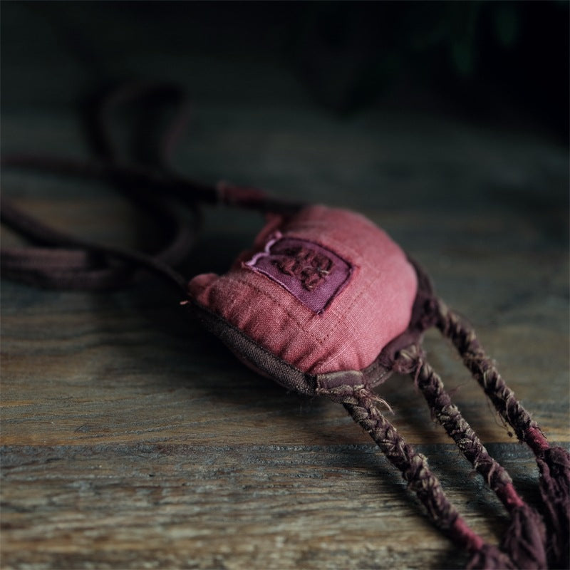 Side view showing texture and craftsmanship