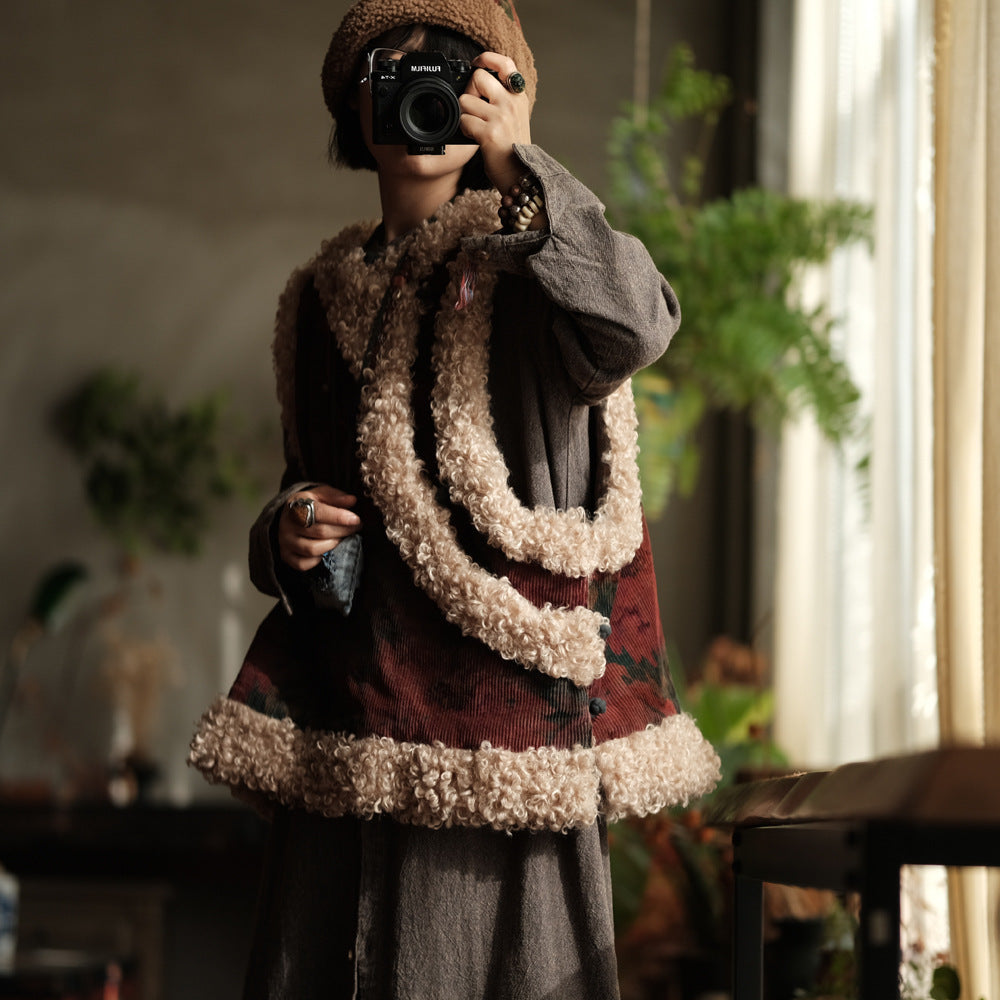 Sherpa fleece lining detail of vintage vest