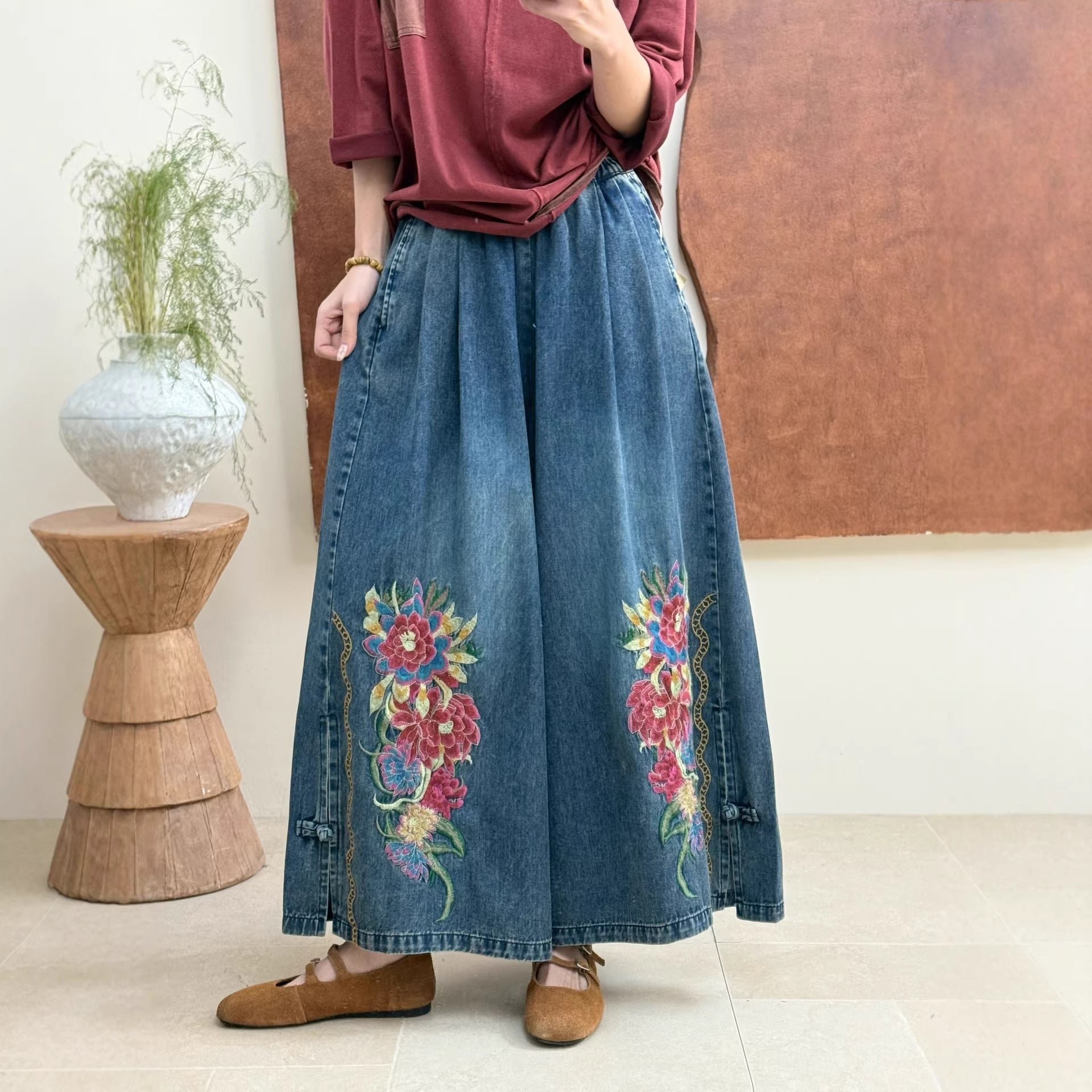 Women’s vintage embroidered denim pants with delicate embroidered detail